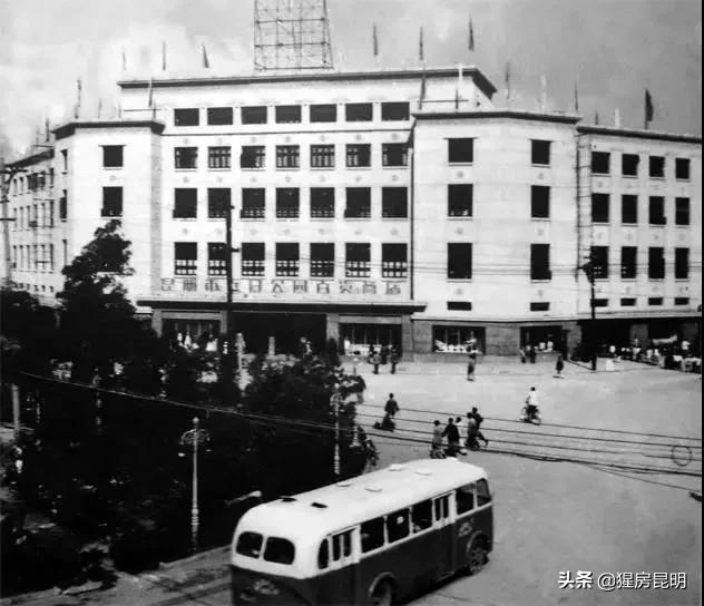 昆明23年商业情况分析,昆明商业行业现状分析