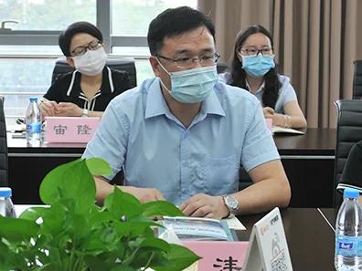 【挺外贸！*党**员在行动】面对面他们为出口企业解疑难……