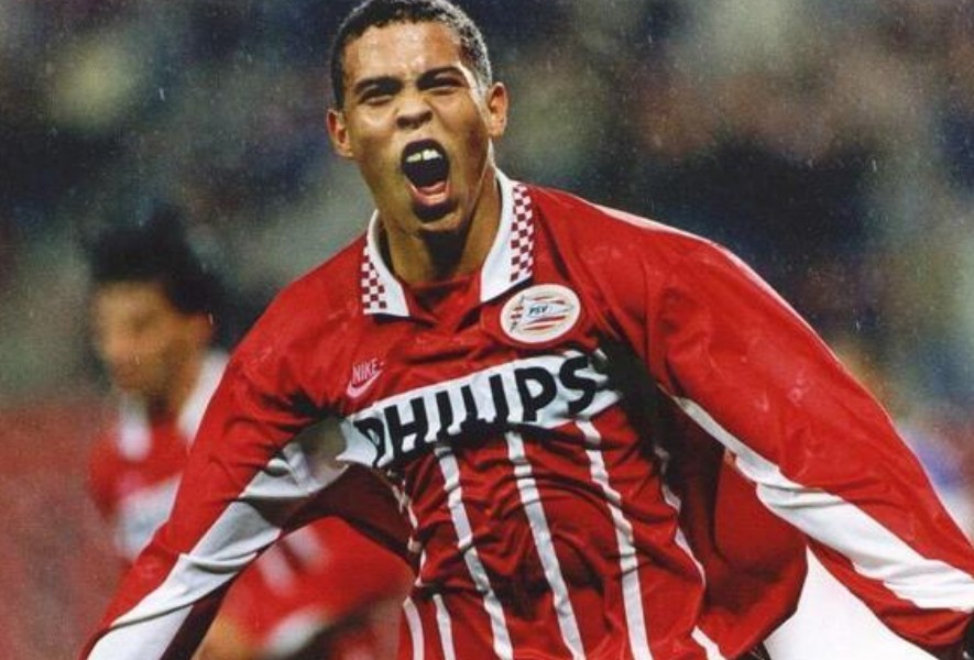 足球名人堂:罗纳尔多