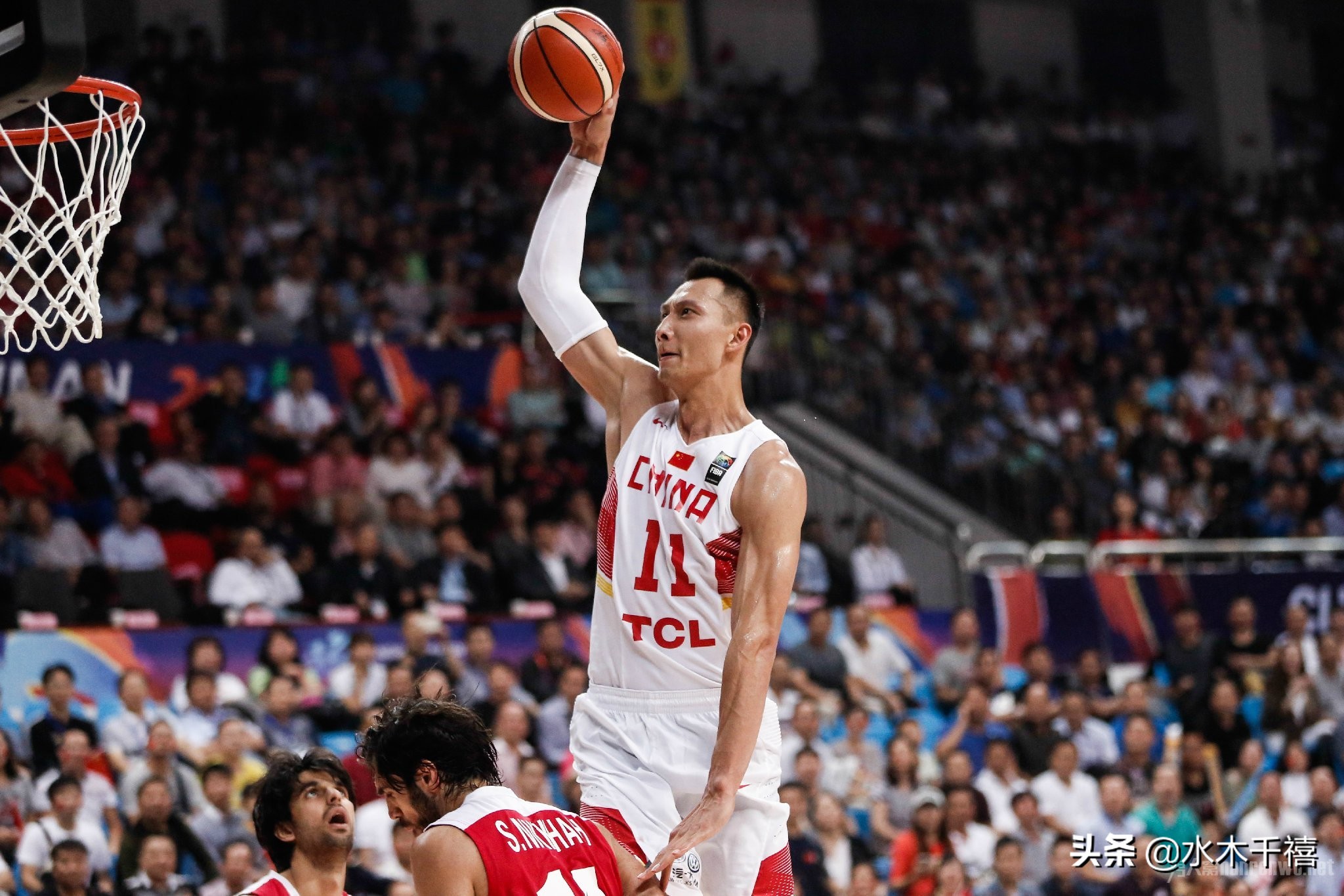 连载：水煮中国篮球,2：易建联按兵不动，是养伤还是战术策略？