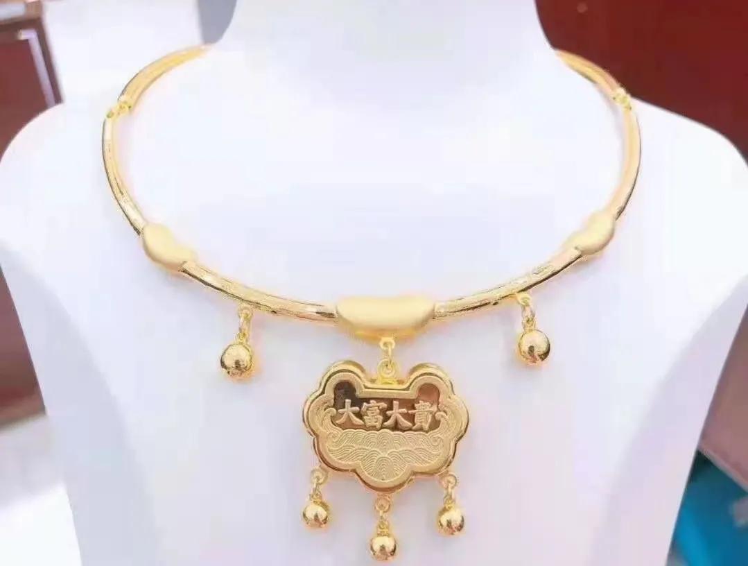 给小宝宝买金首饰怎样选择,看看你给孩子买的都是什么东西