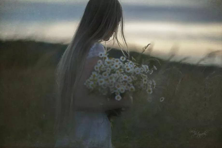 随意删了你的人就不要再加了,当你删了一个人以后忍不住加回来