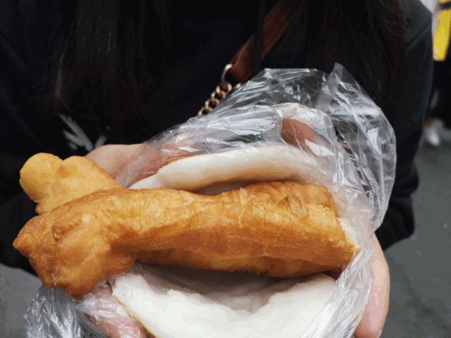 一天只卖4小时的米饭饼,去晚了可真吃不到!