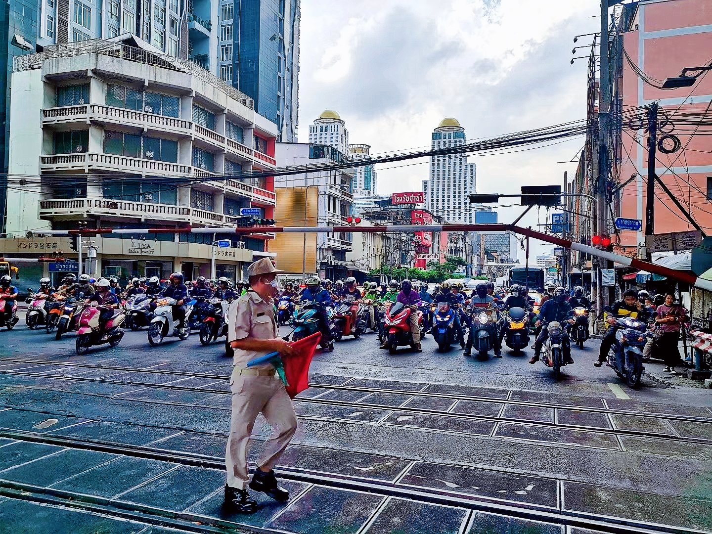 中国和泰国哪个更适合居住,定居泰国优缺点