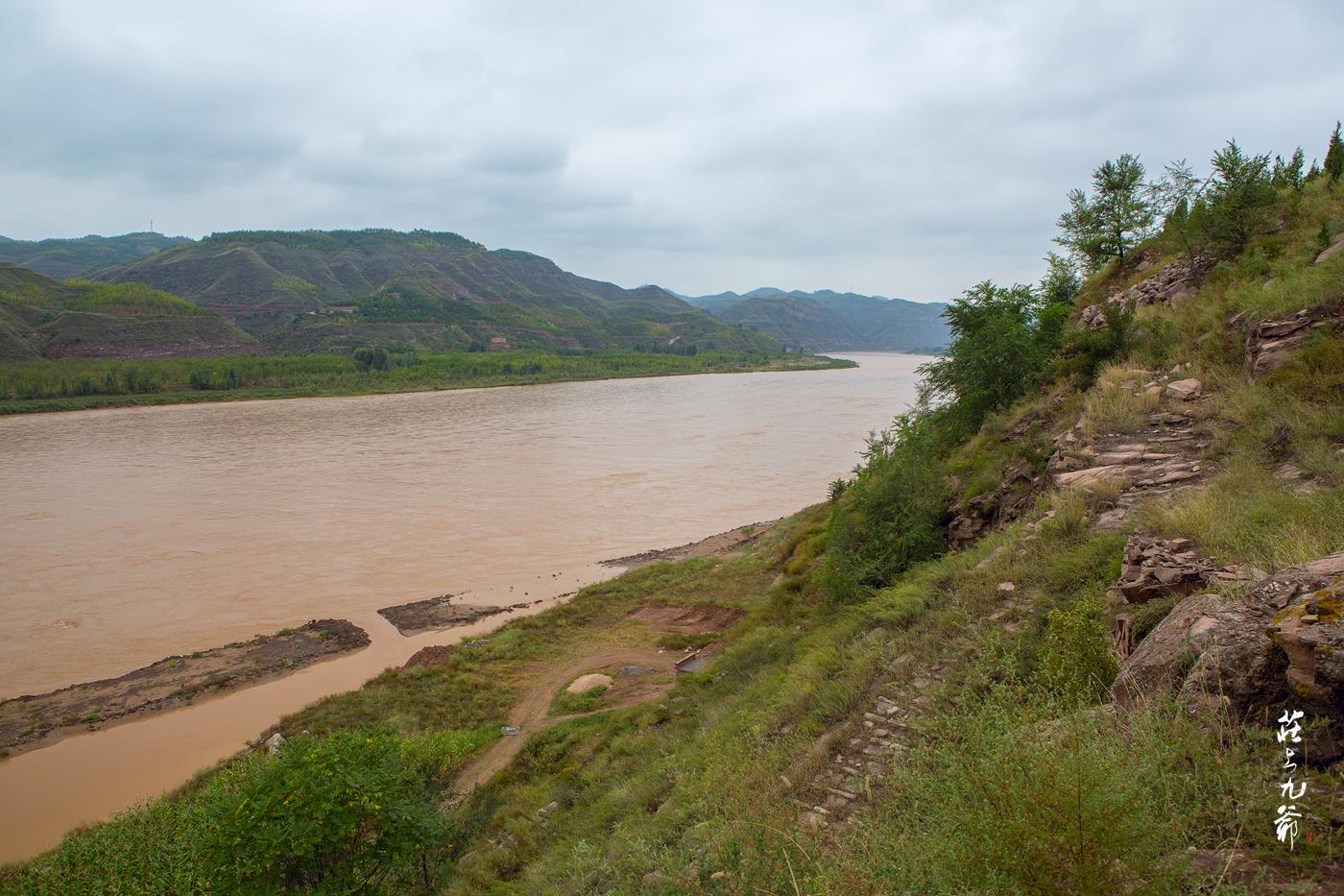 黄河上寂寥的碛口号大船留住了曾经的盛世繁华