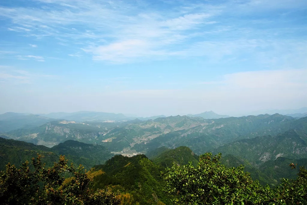 浙江最美山顶露营地,浙江缙云周边露营地推荐