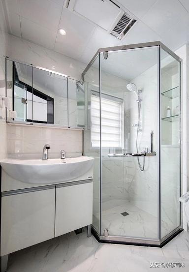 家里玻璃胶发黑了怎么重新弄,家里的玻璃胶发黑怎么清洗