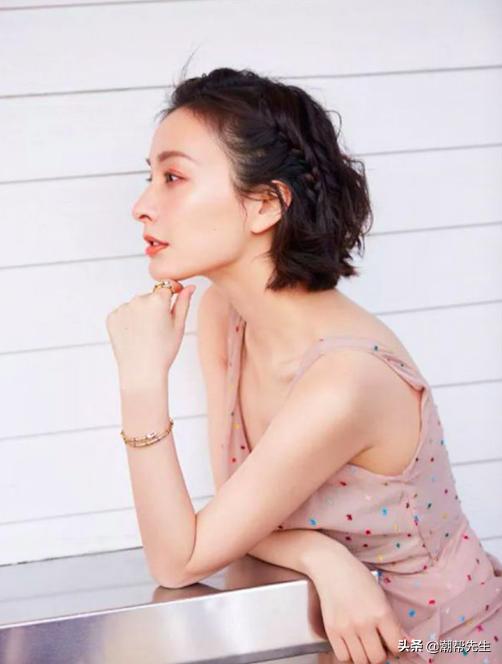 羊毛卷好看显气质有几款,今年流行什么半烫梨花卷