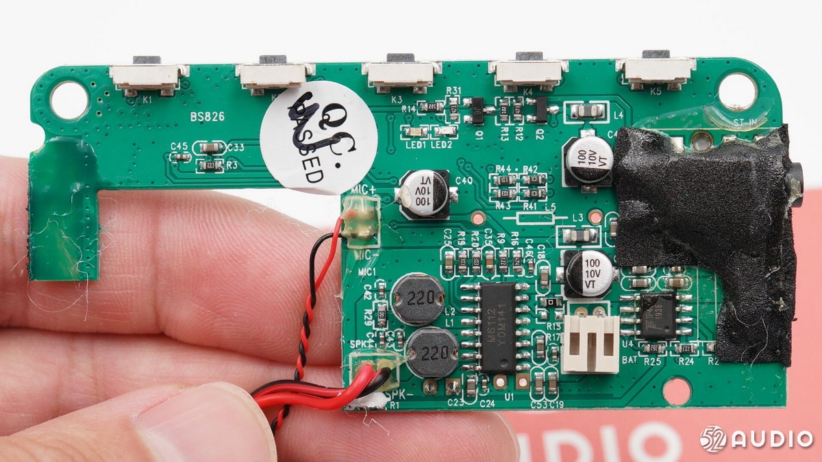 马歇尔EMBERTON蓝牙音箱拆解,便携ai蓝牙音箱拆解