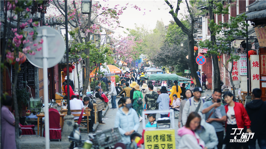 云南必去十大古镇景点推荐一下,云南必去的十大古镇景点推荐一下