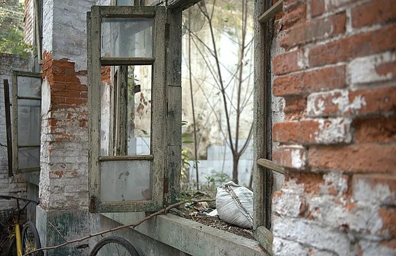 攀成钢变迁记实：曾经无缝难忘怀两鬓斑白忆当年