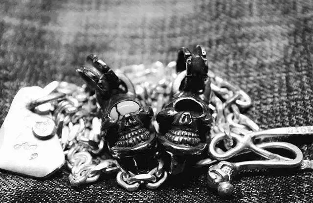 OFFWAYSTOPLIGHT唯一联名款现货十个，抢到就是赚到！