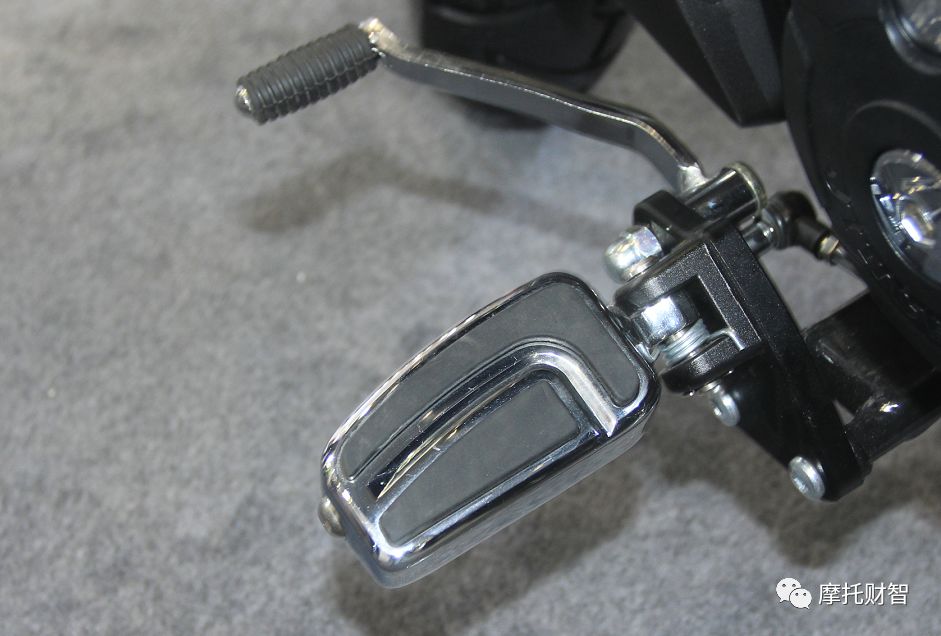 国产中量级美式巡航太子，金城350亮相重庆摩博会