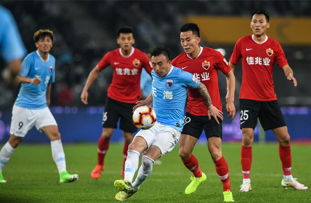 曝国足新10号出炉！昔日鲁能悍将神奇逆袭，或再助卡帅一臂之力