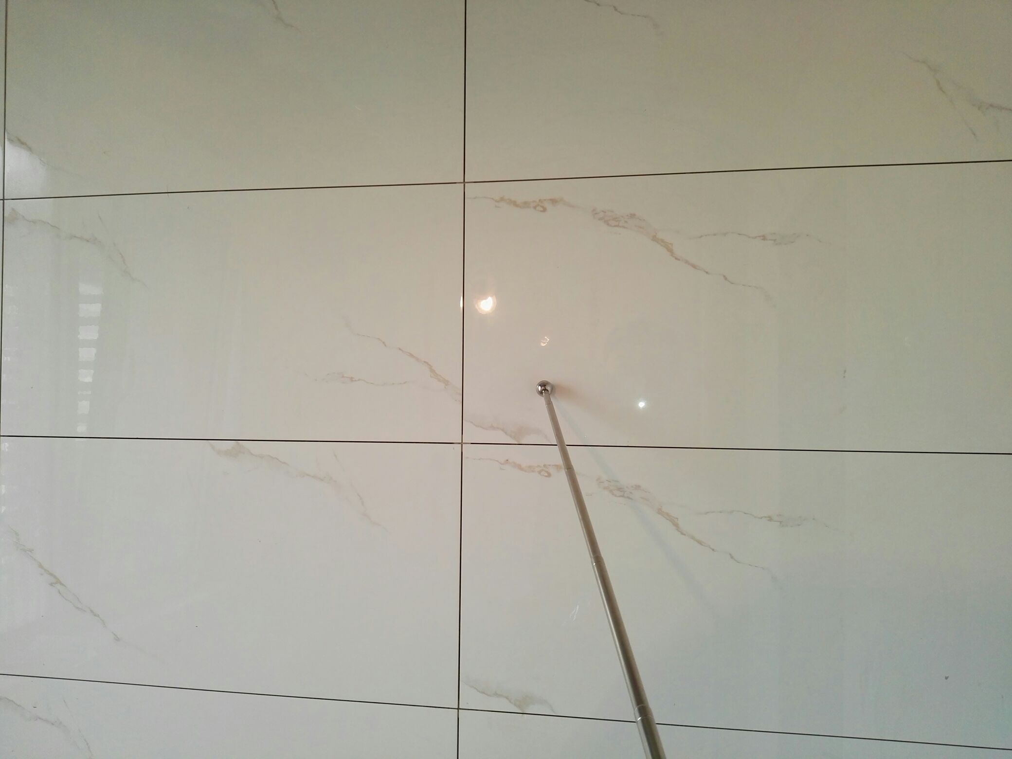 瓷砖空鼓重贴如何返工,磁砖空鼓修复无需经验