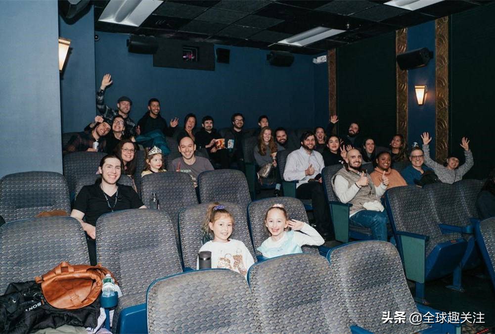 美国小哥为求婚高中初恋爆改迪士尼动画!500万网友甜哭齐送祝福