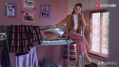 夏天能让你的腿看起来瞬间“长”5cm的秘密，全在这双裸色鞋上