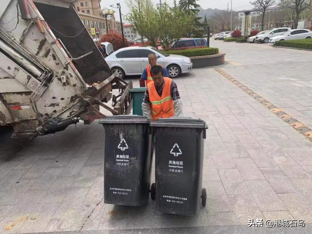 向坚守岗位的一线工人致敬,向坚守在户外的劳动者致敬