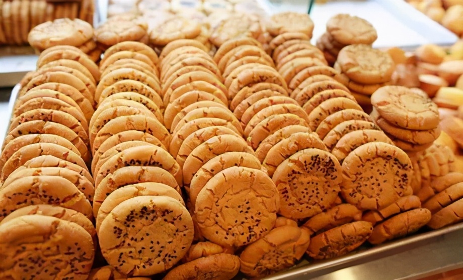 附近步行街美食推荐3-4人餐,人均30就能在江边尽享美食