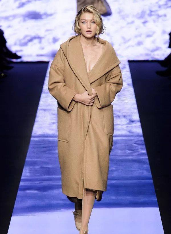 maxmara呢大衣,女人必须要有一件maxmara驼色大衣