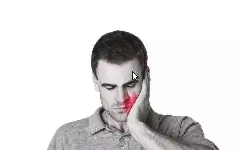 口腔溃疡艾灸什么穴位好得快,口腔反复溃疡艾灸哪里