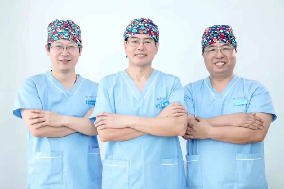 十堰老年人补牙,十堰种植牙齿费用