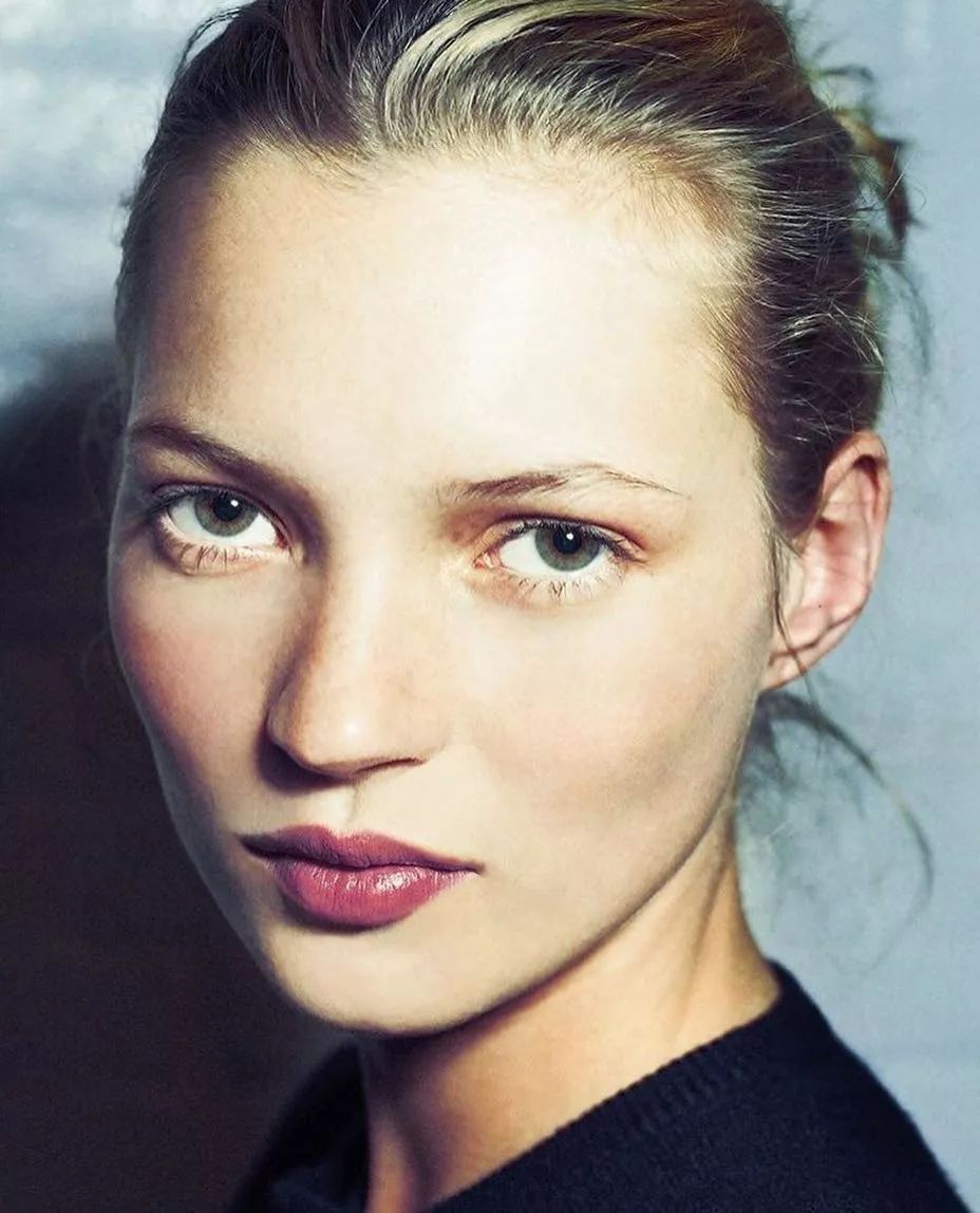 armani21年大秀,armani意大利打折