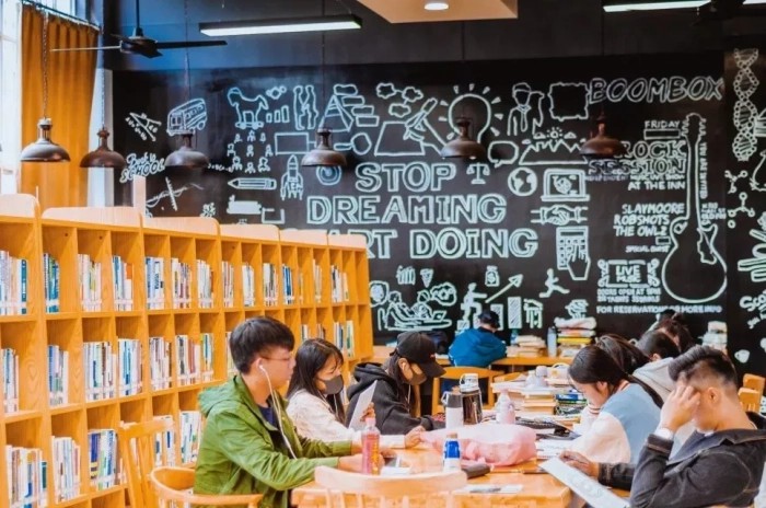 学子圆梦大学,要好好努力实现本科梦