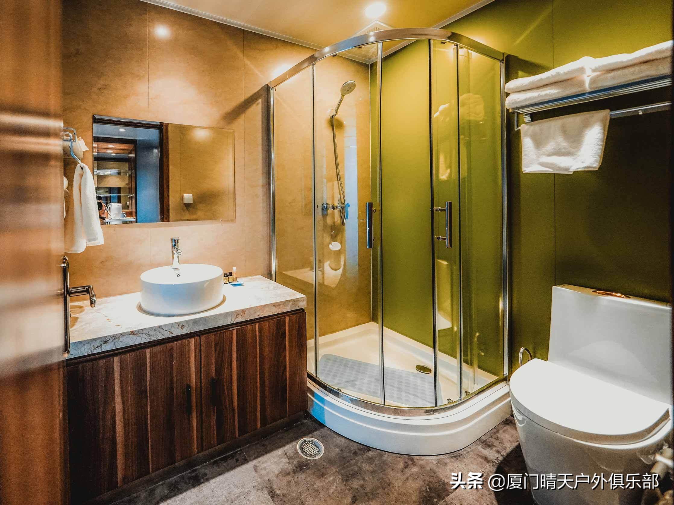 元旦乌兰布统跟团游3天2夜,厦门自由行6天5晚亲子游跟团