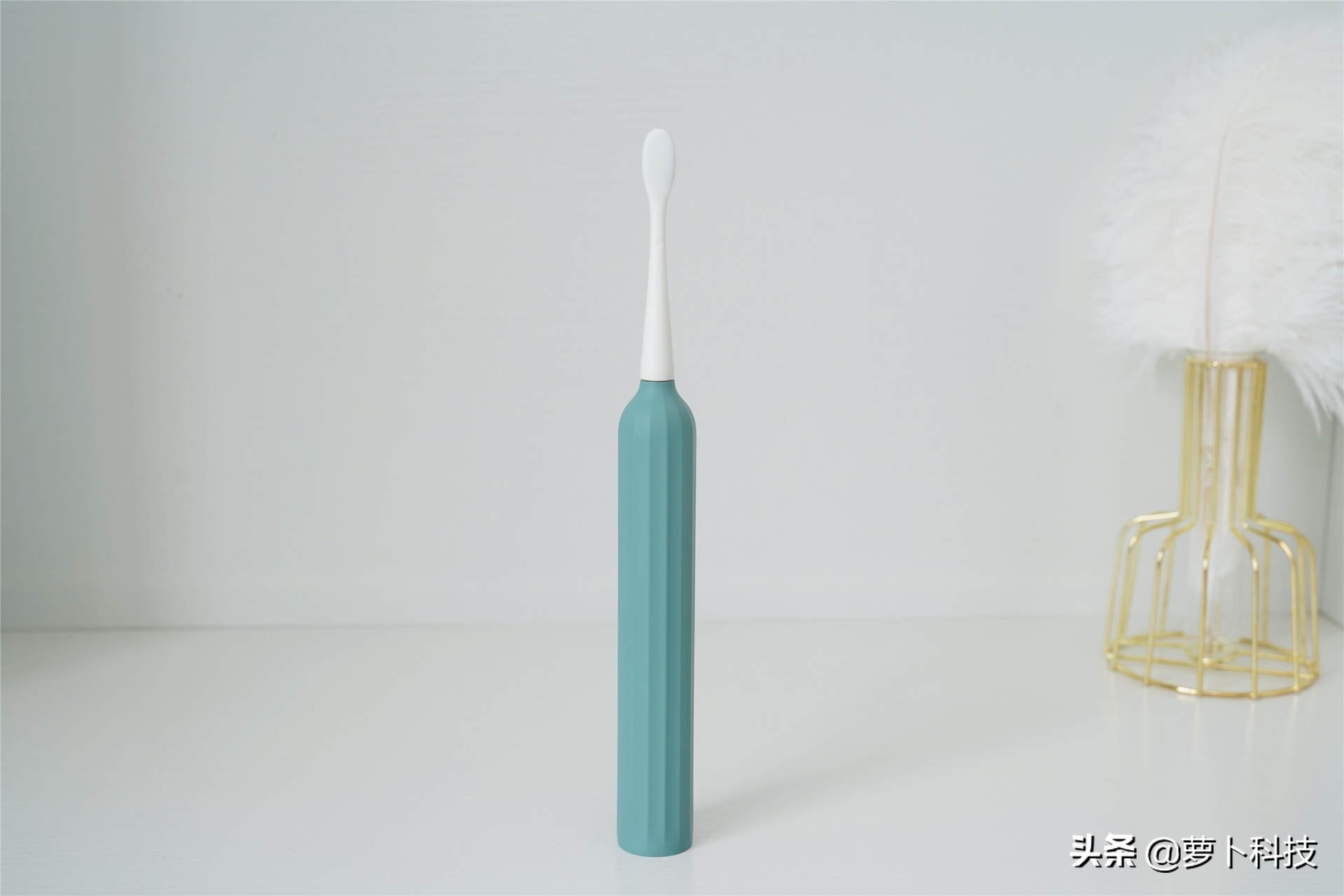 飞利浦电动牙刷入门和高端区别,飞利浦牙刷跟usmile到底哪个好一些