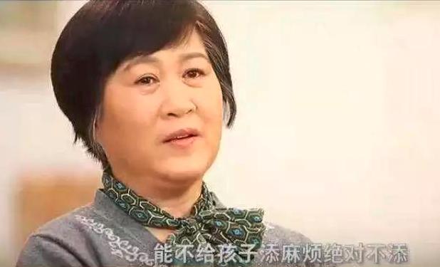 95后姑娘*身卖**救父、单亲母亲下跪磕头：死亡并不是终点，绝望才是