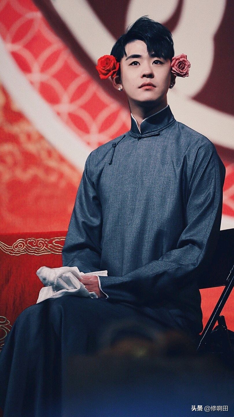 寮犱簯闆峰痉浜戝皬杈効,寰蜂簯灏忚精鍎垮紶浜戦浄