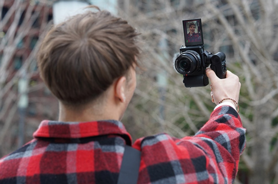 索尼微单半幅机哪个型号最好,索尼zve10拍照效果和全画幅差距