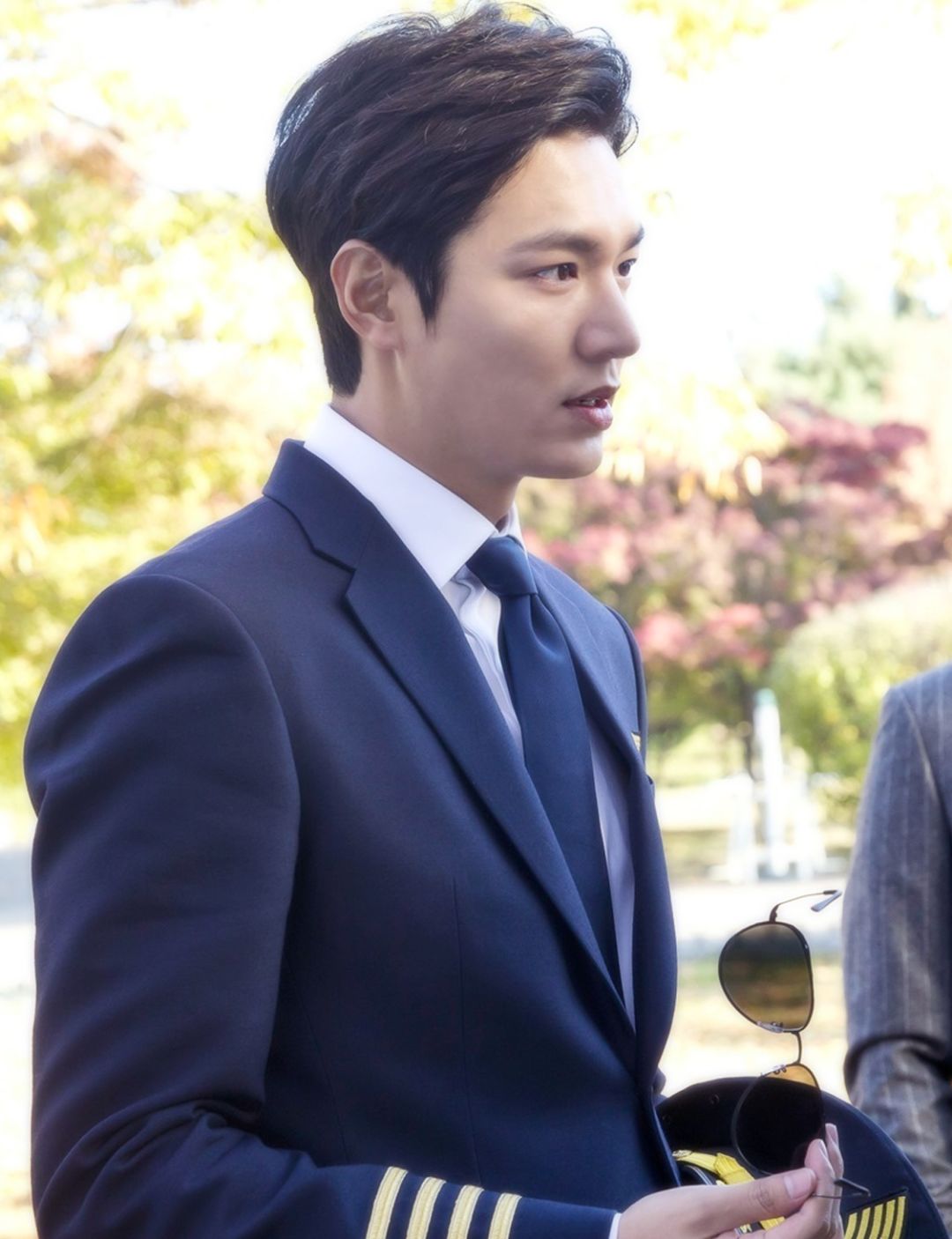 他要回归啦！韩剧扛把子、长腿欧巴始祖，还公开承认看过小电影