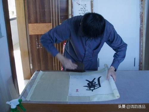 字画木框手工装裱全过程,字画装裱浆糊制作全过程视频