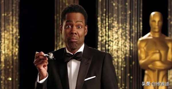 好莱坞双标：歧视犹太人黑人就被封杀，歧视亚裔大家都笑得很快乐