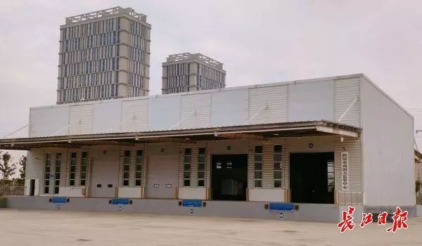 家门口的保税区,武汉跨境电商发货可以上门收货吗