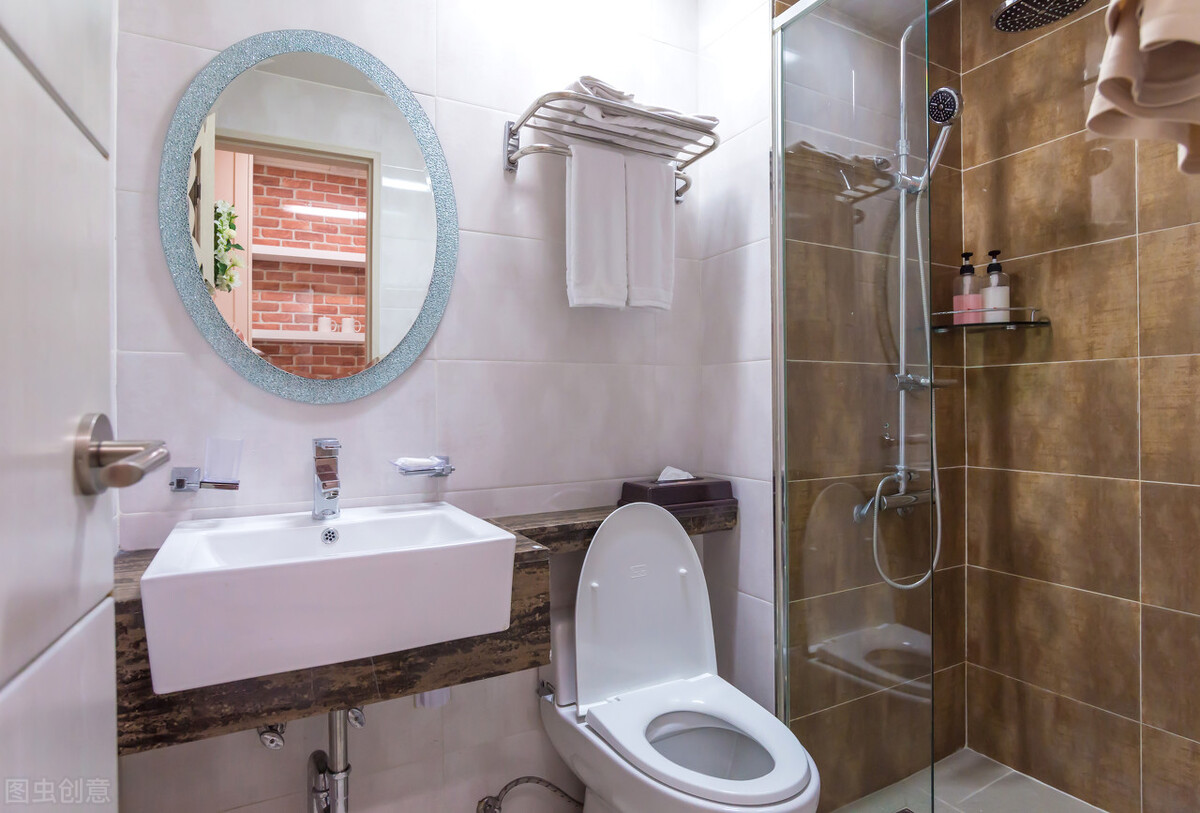 屁屁出血和久坐有关系吗,屁屁出血