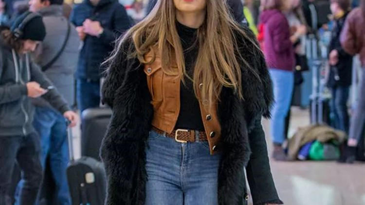 短款皮衣各种时尚搭配图 (高级时髦皮衣穿搭)