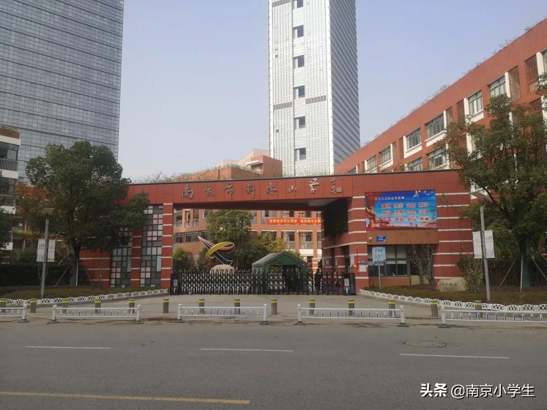 南京最美校园第一名,南京最美校园评选结果