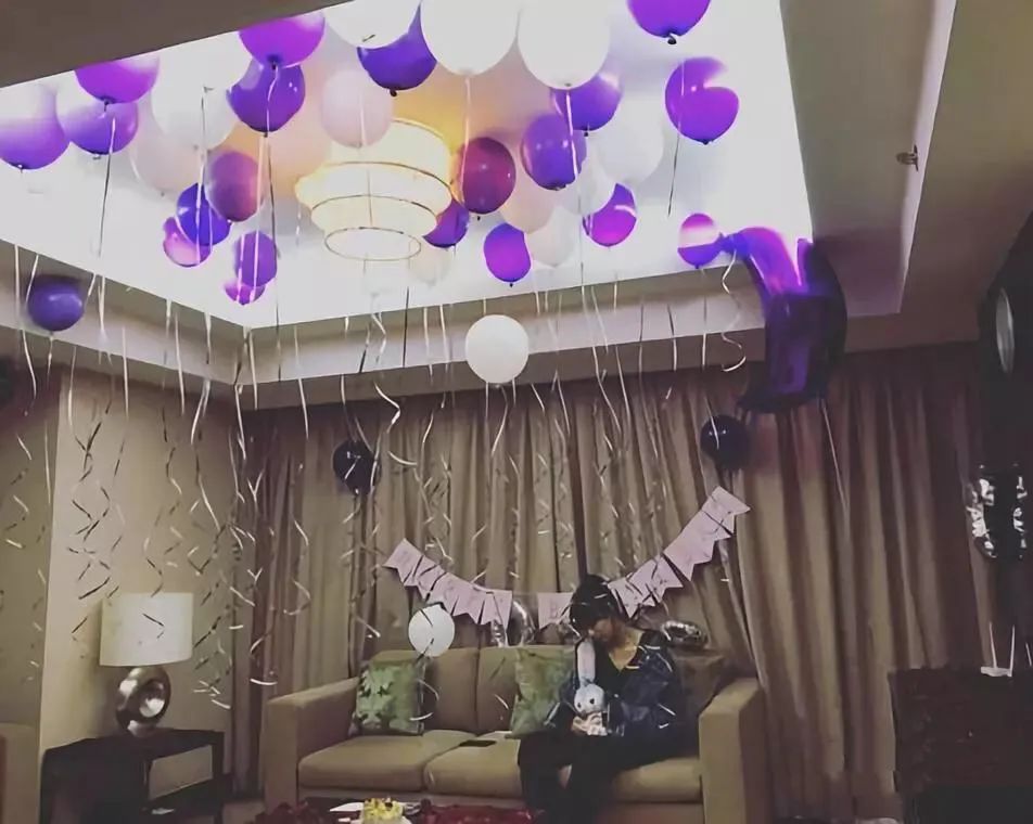 宋妍霏的潮流穿搭,宋妍霏一个被演技耽误的时尚博主