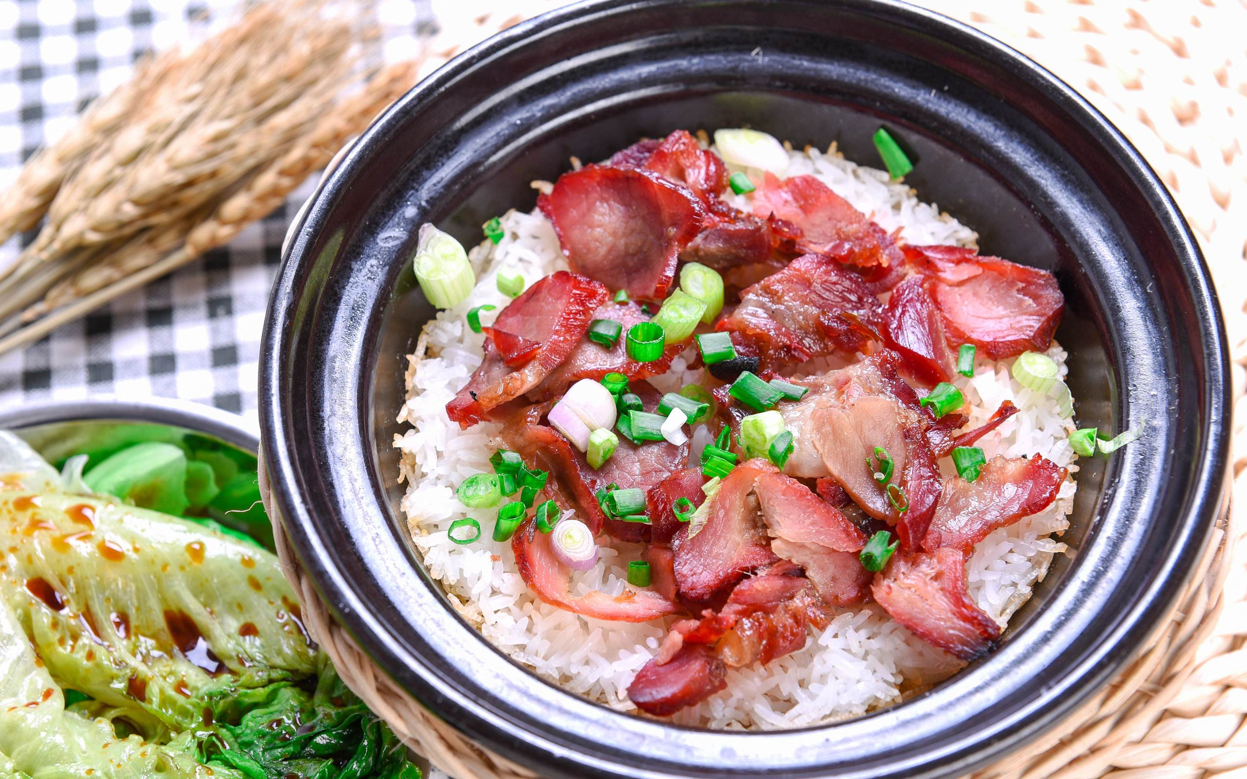 煲仔饭怎样做最好吃,煲仔饭的做法和步骤