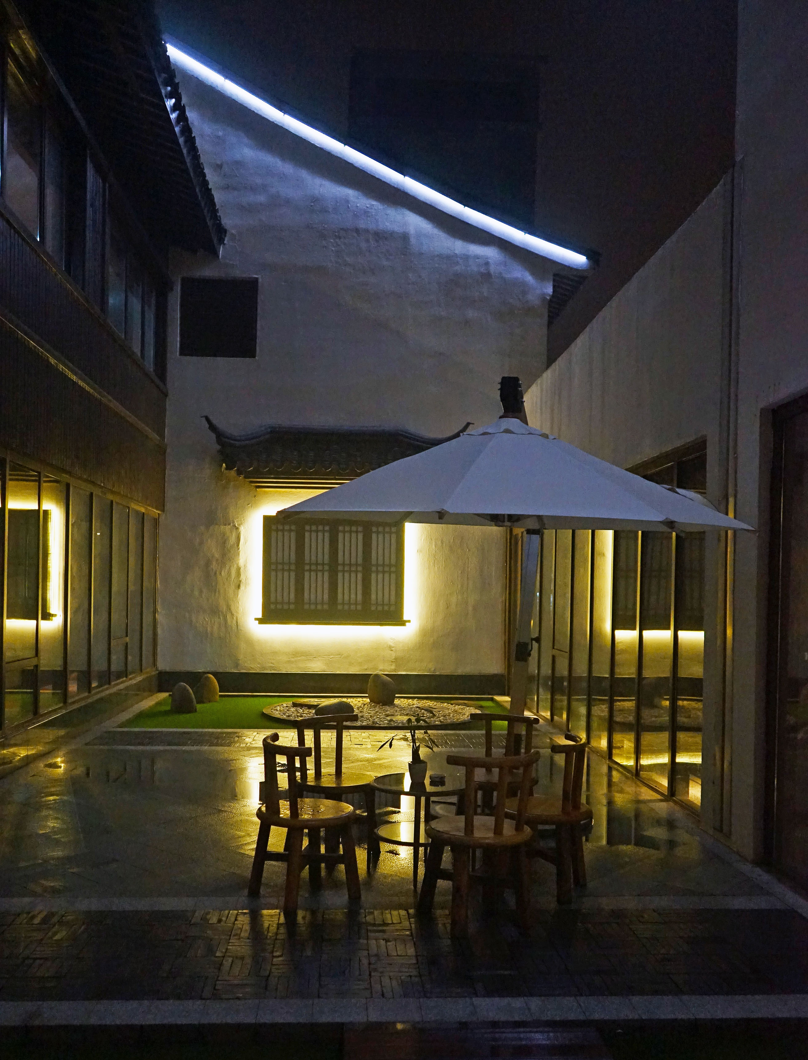 苏州是个温柔的地方,苏州人是个雅致的女人