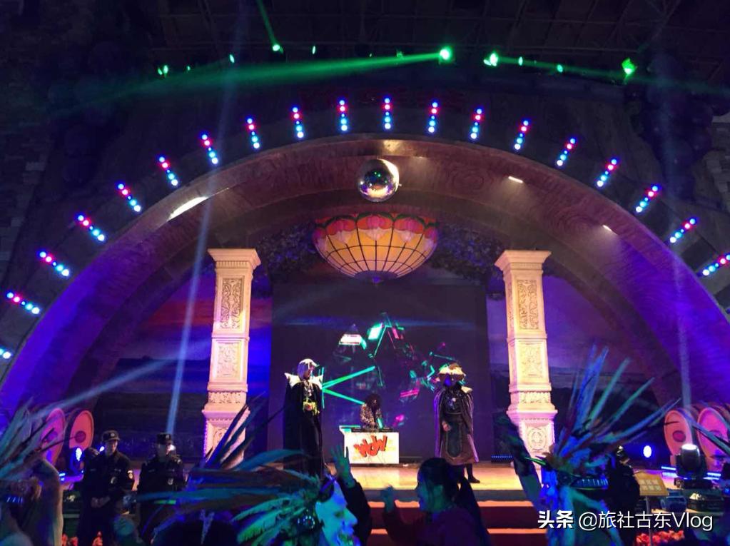 欢乐谷水陆双元票可以玩哪些项目,天津欢乐谷玛雅海滩水陆两园门票