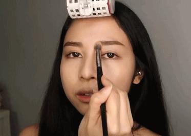 韩系秋日焦糖妆,秋日高级感妆容全靠它