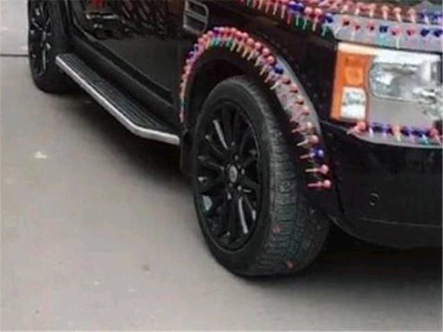 偶遇揽胜婚车,偶遇棒棒糖婚车