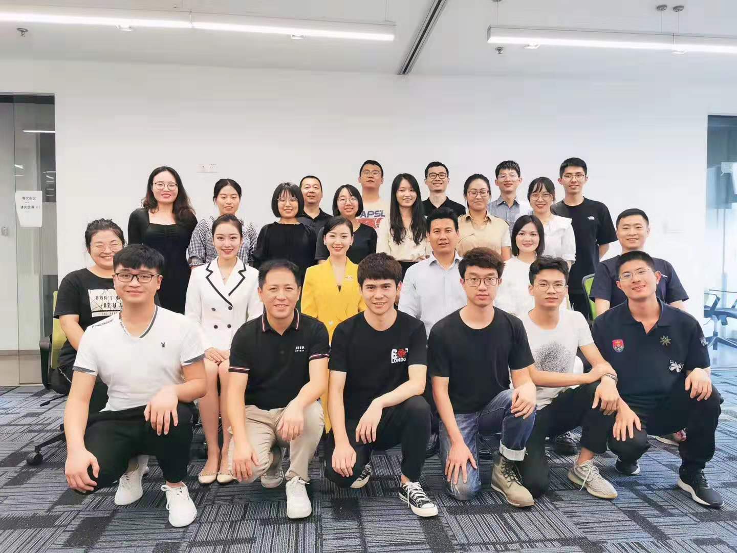 新华礼仪可以零基础吗,新华礼仪服务