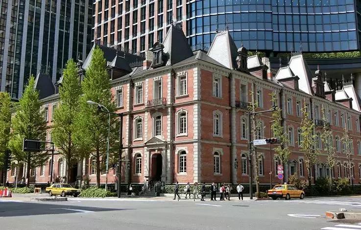 日本十大著名美术馆,日本国立新美术馆