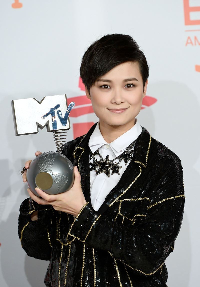 李宇春和韩寒的歌曲,李宇春和韩寒关系