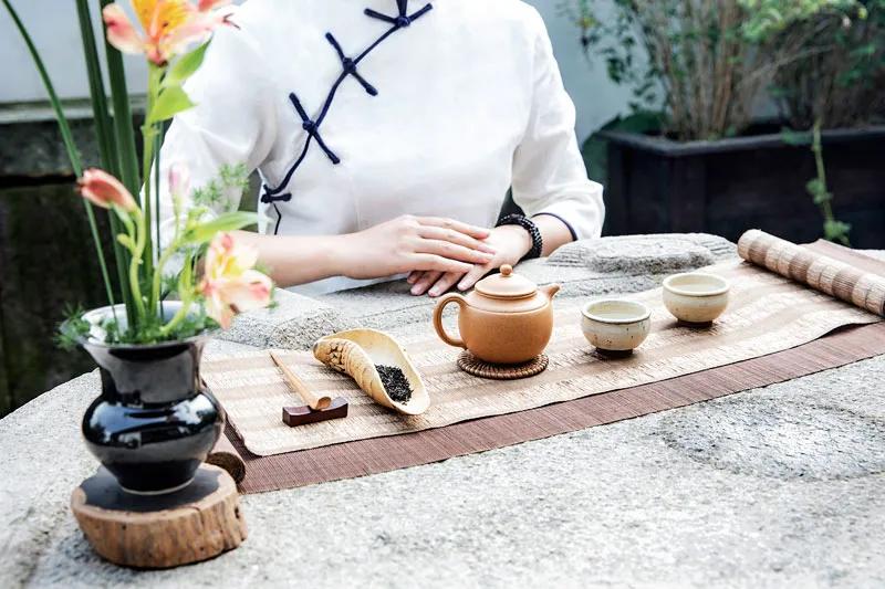 大红袍茶叶怎样冲泡更好喝呢,茶艺师大红袍冲泡方法